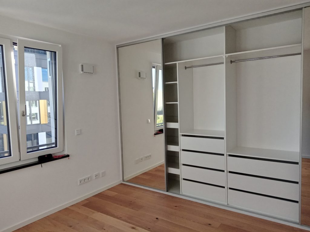 Garderoby na wymiar Legnica